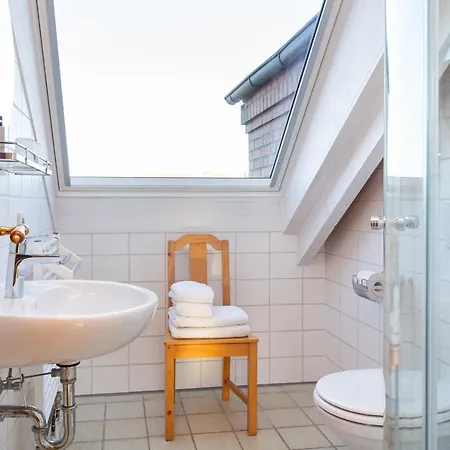 Ferienwohnung Bienenstich Appartement Wittdün